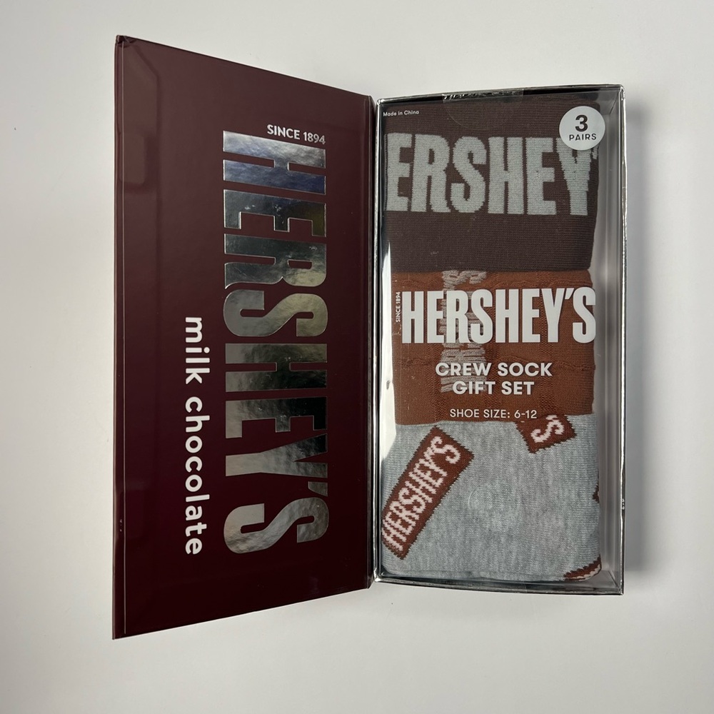 HERSHEYS 3 Pack Crew Socks Gift Box Size 6-12 Polyester Spandex